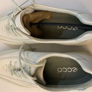 NWOT ECCO Women’s White Shoes Size 37